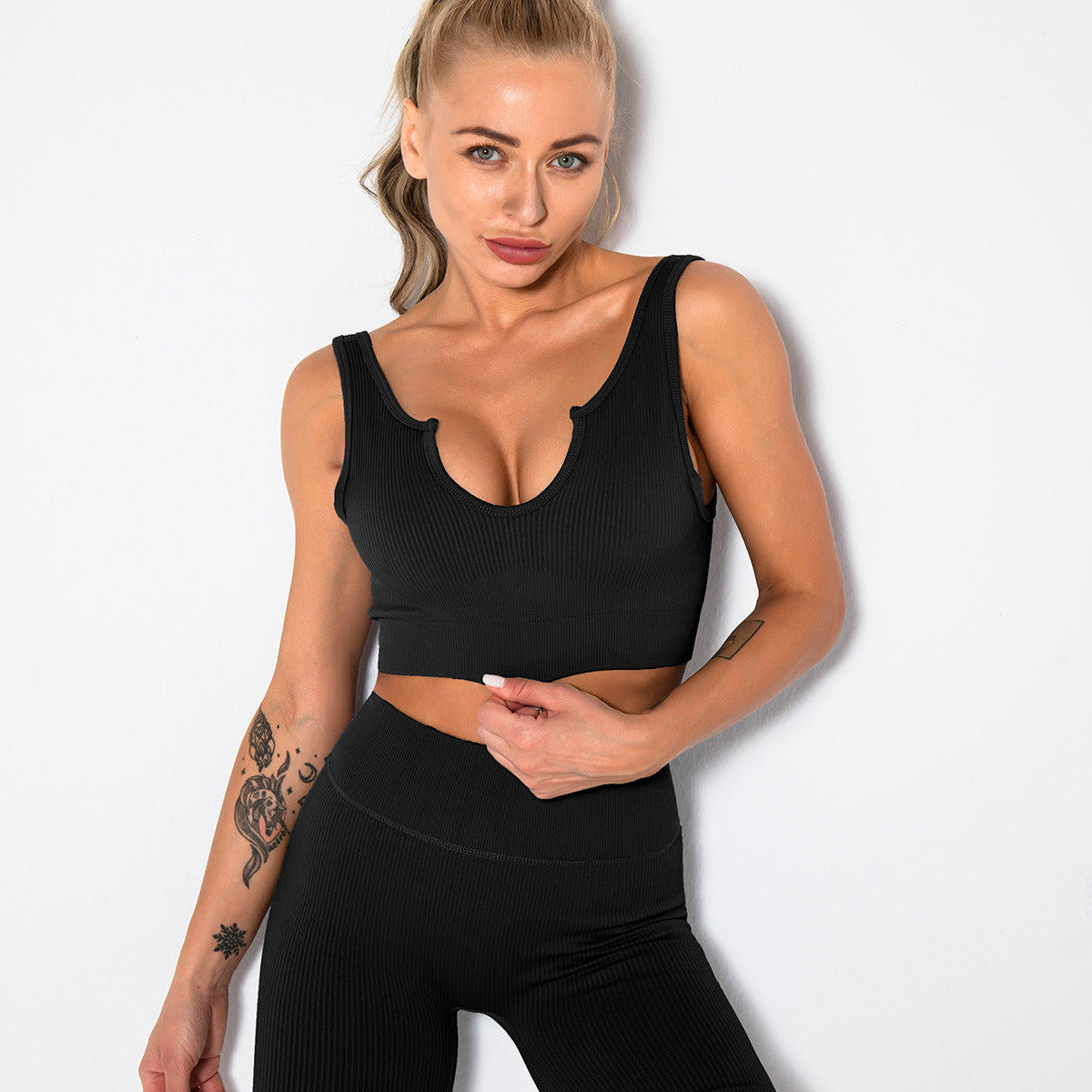 Carter Seamless Crop Set